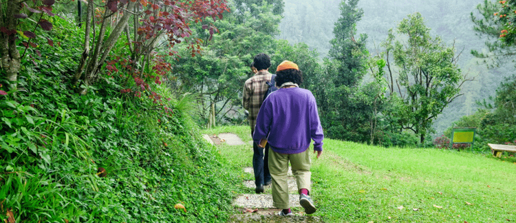 The Internet's Latest Obsession Is Literally Just… Walking (But Make It Mindful)